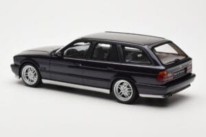 BMW M5 E34 Touring Diamond Melns Otto 1:18 OT198 Sveķi — attēls 5 no 6