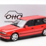 BMW M5 E34 Touring Sarkans Otto 1:18 - image 6 of 6