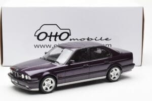 BMW M5 E34 Violets Otto 1:18 OT106 Sveķi — attēls 6 no 6