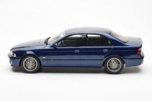 BMW M5 E39 Avus Blue Paint Issue Otto 1:18 OT070 Sveķi — attēls 3 no 6