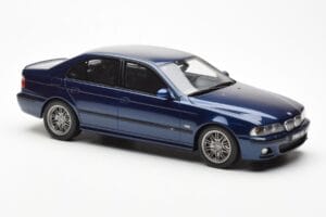 BMW M5 E39 Avus Blue Paint Issue Otto 1:18 OT070 Sveķi — attēls 4 no 6