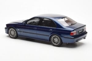 BMW M5 E39 Avus Blue Paint Issue Otto 1:18 OT070 Sveķi — attēls 5 no 6