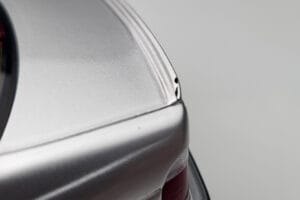 BMW M5 E39 Sudrabs Otto 1:18 OT747B Sveķi — attēls 6 no 7