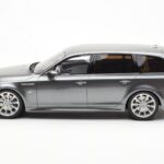 BMW M5 E61 Touring Pelēks Otto 1:18 - image 3 of 6