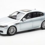 BMW M5 F10 Silverstone Sudrabs Paragon 1:18