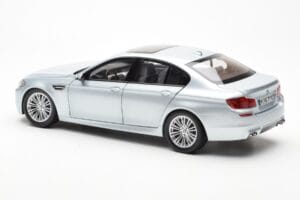 BMW M5 F10 Silverstone Sudrabs Paragon 1:18 80432186353 Metāls — attēls 7 no 8