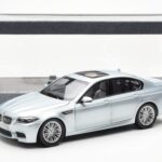 BMW M5 F10 Silverstone Sudrabs Paragon 1:18 - image 8 of 8