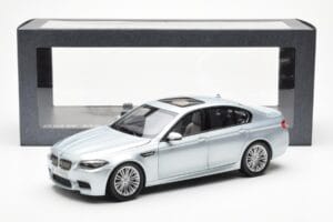 BMW M5 F10 Silverstone Sudrabs Paragon 1:18 80432186353 Metāls — attēls 8 no 8