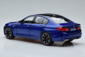 BMW M5 F90 Marina Bay Zils Norev 1:18 80432454783 Metāls — attēls 6 no 7