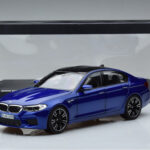 BMW M5 F90 Marina Bay Zils Norev 1:18 - image 7 of 7