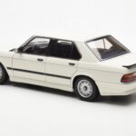 BMW M535i E28 Alpine Balts AUTOart 1:18 - image 7 of 10