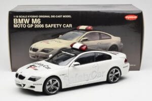 BMW M6 E63 MotoGP Safety Car 2006 Kyosho 1:18 08707GPB Metāls — attēls 8 no 8