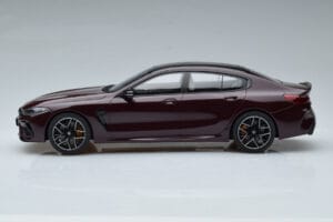 BMW M8 F93 Competition Gran Coupe Ametrīns Metaliks GT Spirit 1:18 GT285 Sveķi — attēls 3 no 6