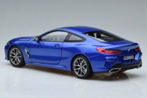 BMW M850i G15 Zils Metallik Norev 1:18 183286 Metāls — attēls 6 no 7