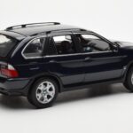 BMW X5 4.4i E53 Tumši Zils Kyosho 1:18 - image 3 of 8