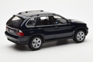 BMW X5 4.4i E53 Tumši Zils Kyosho 1:18 08521DB Metāls — attēls 3 no 8