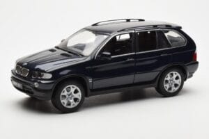 BMW X5 4.4i E53 Tumši Zils Kyosho 1:18