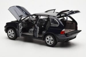 BMW X5 4.4i E53 Tumši Zils Kyosho 1:18 08521DB Metāls — attēls 5 no 8