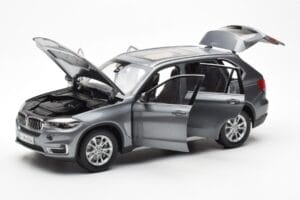 BMW X5 F15 Space Pelēks Paragon 1:18 80432318988 Metāls — attēls 2 no 8