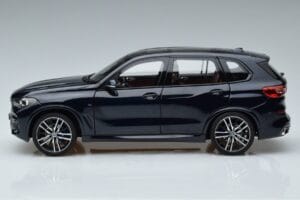 BMW X5 G05 Zils Norev 1:18 183283 Metāls — attēls 4 no 7