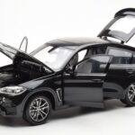 BMW X6 M F86 Sapphire Melns Metallic Norev 1:18 - image 2 of 8