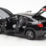 BMW X6 M F86 Sapphire Melns Metallic Norev 1:18 - image 5 of 8