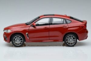 BMW X6M F86 Sarkans Norev 1:18 183242 Metāls — attēls 4 no 7