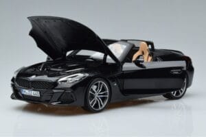 BMW Z4 G29 Melns Metallik Norev 1:18 183272 Metāls — attēls 2 no 7