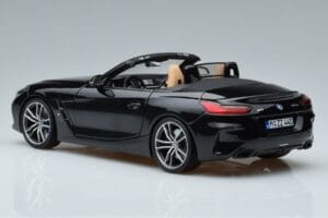 BMW Z4 G29 Melns Metallik Norev 1:18 183272 Metāls — attēls 6 no 7