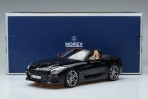 BMW Z4 G29 Melns Metallik Norev 1:18 183272 Metāls — attēls 7 no 7