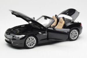 BMW Z4 E89 Spider Melns Metalik Kyosho 1:18 08771BK Metāls — attēls 2 no 9