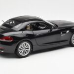 BMW Z4 E89 Spider Melns Metalik Kyosho 1:18 - image 4 of 9