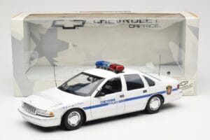 Chevrolet Caprice Cheyenne Policija UT Models 1:18 21025 Metāls — attēls 6 no 6