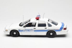 Chevrolet Caprice Sebring Policija UT Models 1:18 21029 Metāls — attēls 3 no 6