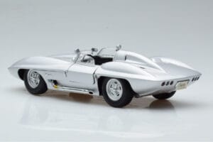 Chevrolet Corvette C1 Stingray Concept AUTOart 1:18 71000 Metāls — attēls 7 no 8