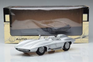 Chevrolet Corvette C1 Stingray Concept AUTOart 1:18 71000 Metāls — attēls 8 no 8