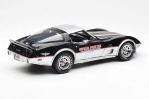 Chevrolet Corvette C3 Pace Car Indianapolis 500 1978 UT Models 1:18 21070 Metāls — attēls 2 no 6