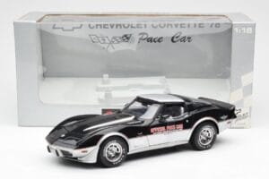 Chevrolet Corvette C3 Pace Car Indianapolis 500 1978 UT Models 1:18 21070 Metāls — attēls 6 no 6