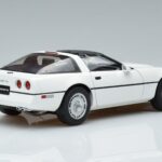 Chevrolet Corvette C4 Balts AUTOart 1:18 71243 Metāls - image 3 of 8