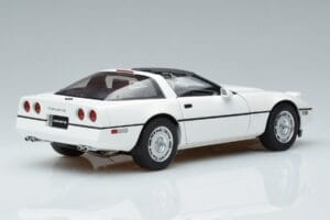 Chevrolet Corvette C4 Balts AUTOart 1:18 71243 Metāls — attēls 3 no 8