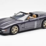 Chevrolet Corvette C5 Kabriolets Violets Perlamutra Metaliks UT Models 1:18