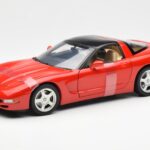 Chevrolet Corvette C5 Hardtop Sarkans UT Models 1:18