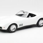 Chevrolet Corvette C3 Kabriolets Can-Am Balts Norev 1:18