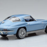 Chevrolet Corvette C2 Sting Ray Zils Norev 1:18 - image 2 of 6