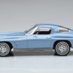 Chevrolet Corvette C2 Sting Ray Zils Norev 1:18 - image 3 of 6