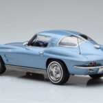 Chevrolet Corvette C2 Sting Ray Zils Norev 1:18 - image 5 of 6