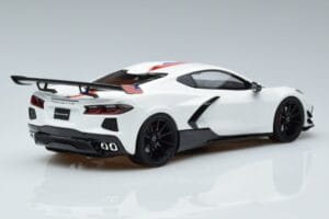 Chevrolet Hennessey Corvette C8 Arctic Balts GT Spirit 1:18 GT317 Sveķi — attēls 2 no 6