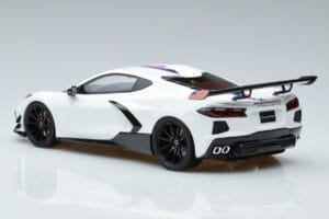 Chevrolet Hennessey Corvette C8 Arctic Balts GT Spirit 1:18 GT317 Sveķi — attēls 5 no 6