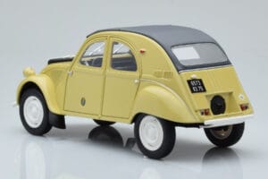 Citroen 2CV Sahara Dzeltens Otto 1:18 OT1027 Sveķi — attēls 5 no 6
