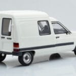 Citroen C15 D Balts Otto 1:18 - image 2 of 6